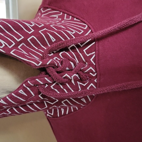 PINK Victoria's Secret Burgundy Sequin Miami Sweater - Picture 5 of 16